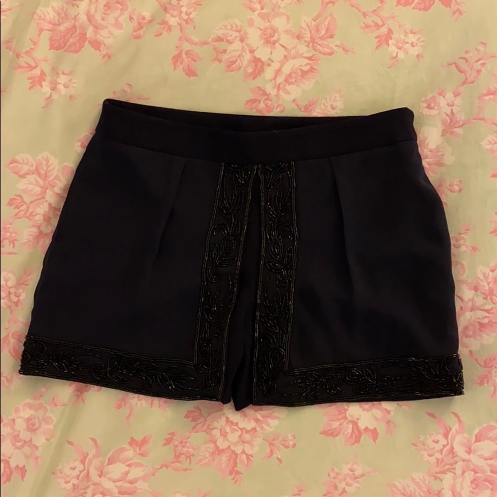 Club Monaco navy beaded skort